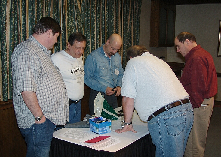 Image of 2007_p38_forum_meeting-74.jpg